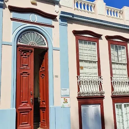 La Casa Encantada Hostel El Paso