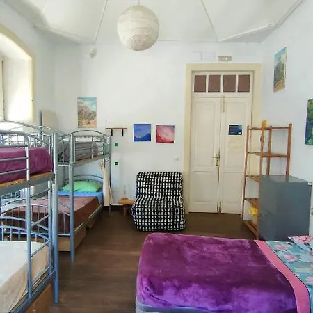 Hostel La Casa Encantada