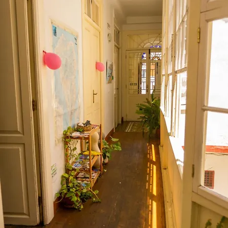 La Casa Encantada Hostel *