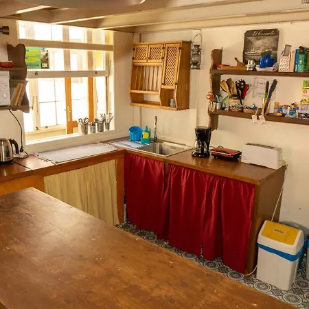 La Casa Encantada Hostel *