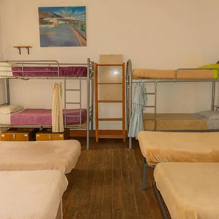 La Casa Encantada Ostello *