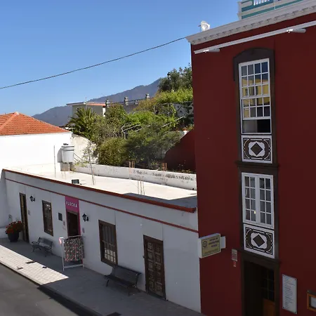 Hostal La Casa Encantada *